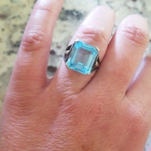 Vintage .925 Blue Topaz Ring Size 7